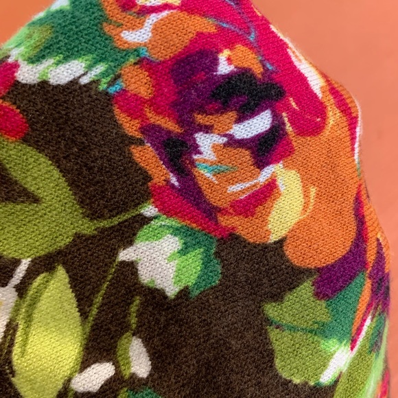 Vera Bradley Knit Scarf in English Rose NWOT - Picture 2 of 6